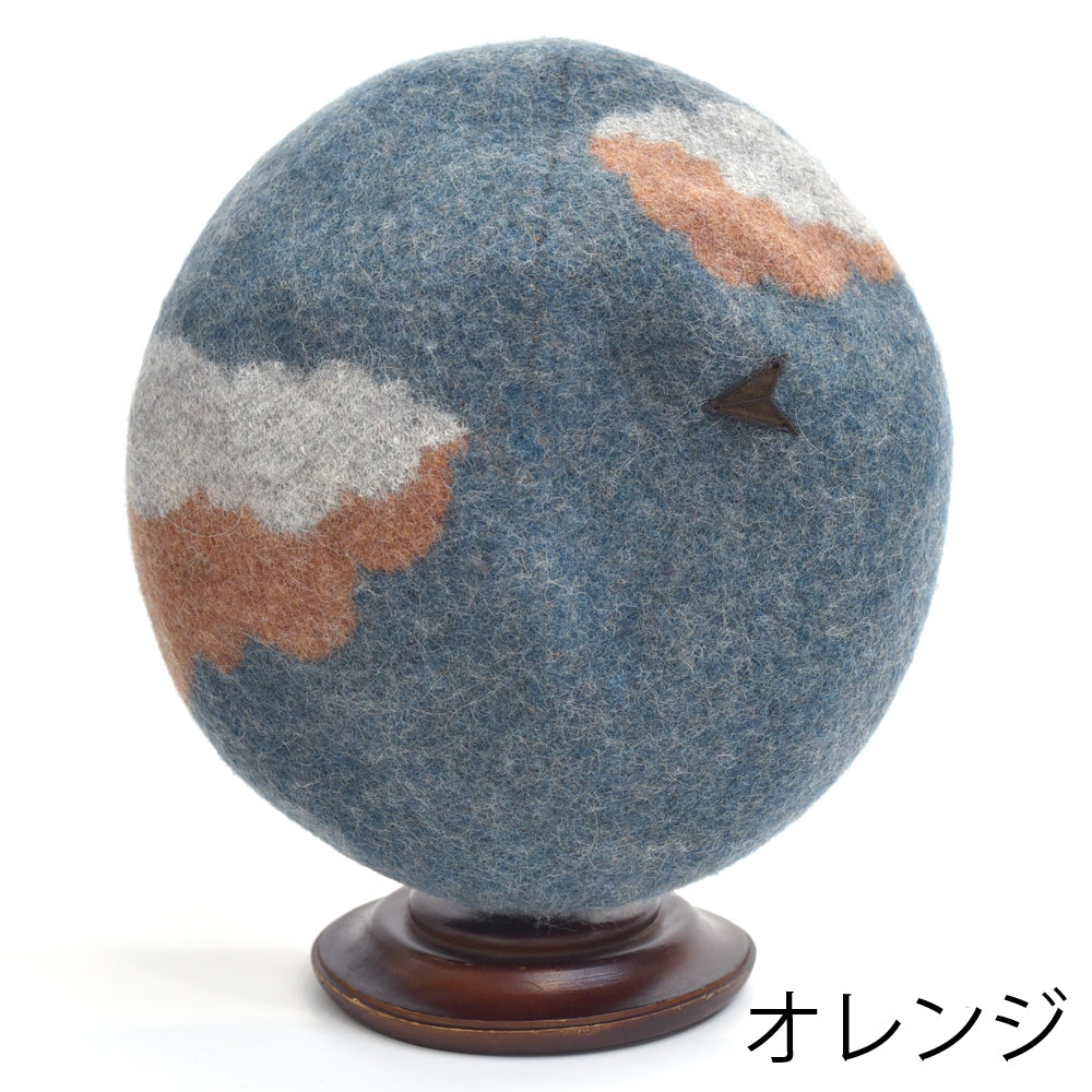 雲と紙ひこうきのベレー