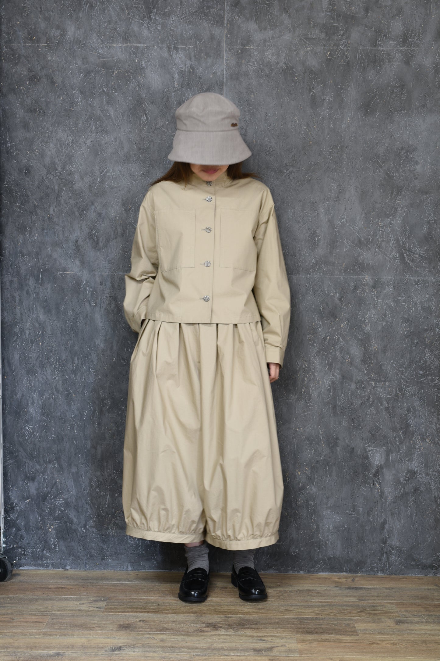 バルーンパンツ グレー