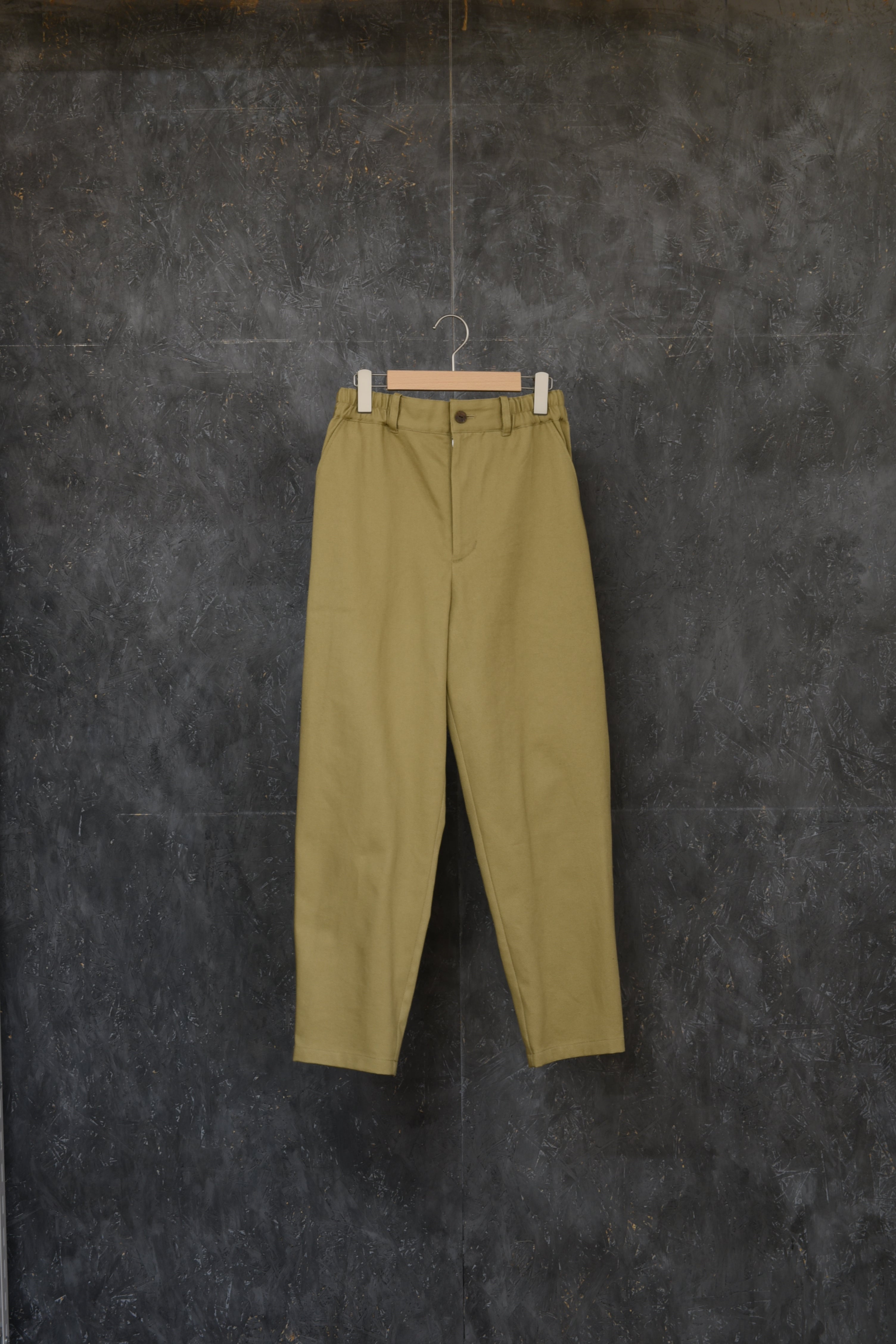 ティパーコクーンパンツ　ベージュ