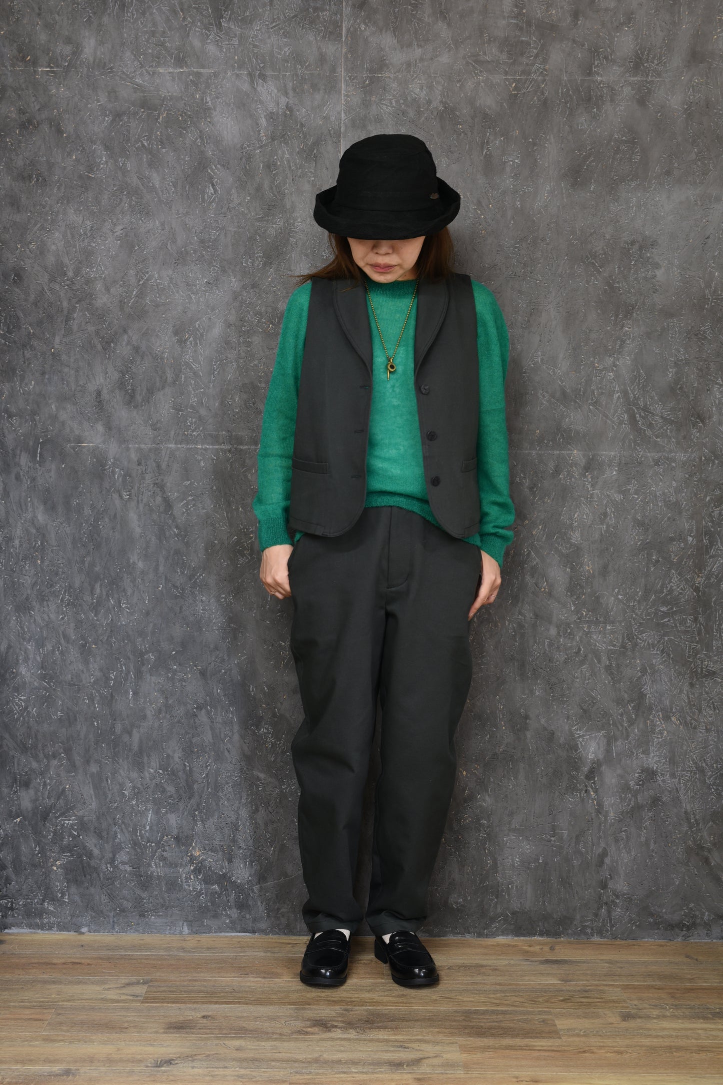 ショールカラーベスト チャコール